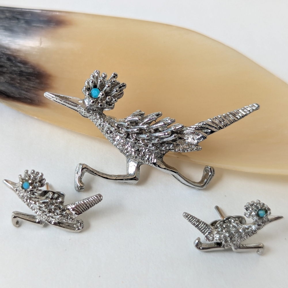 Vintage Roadrunner Brooch & Stud Earring Set- Silver Tone Finish Blue Rhinestone